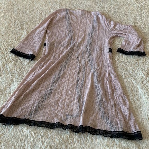 Black and Pink robe set - Picture 6 of 16